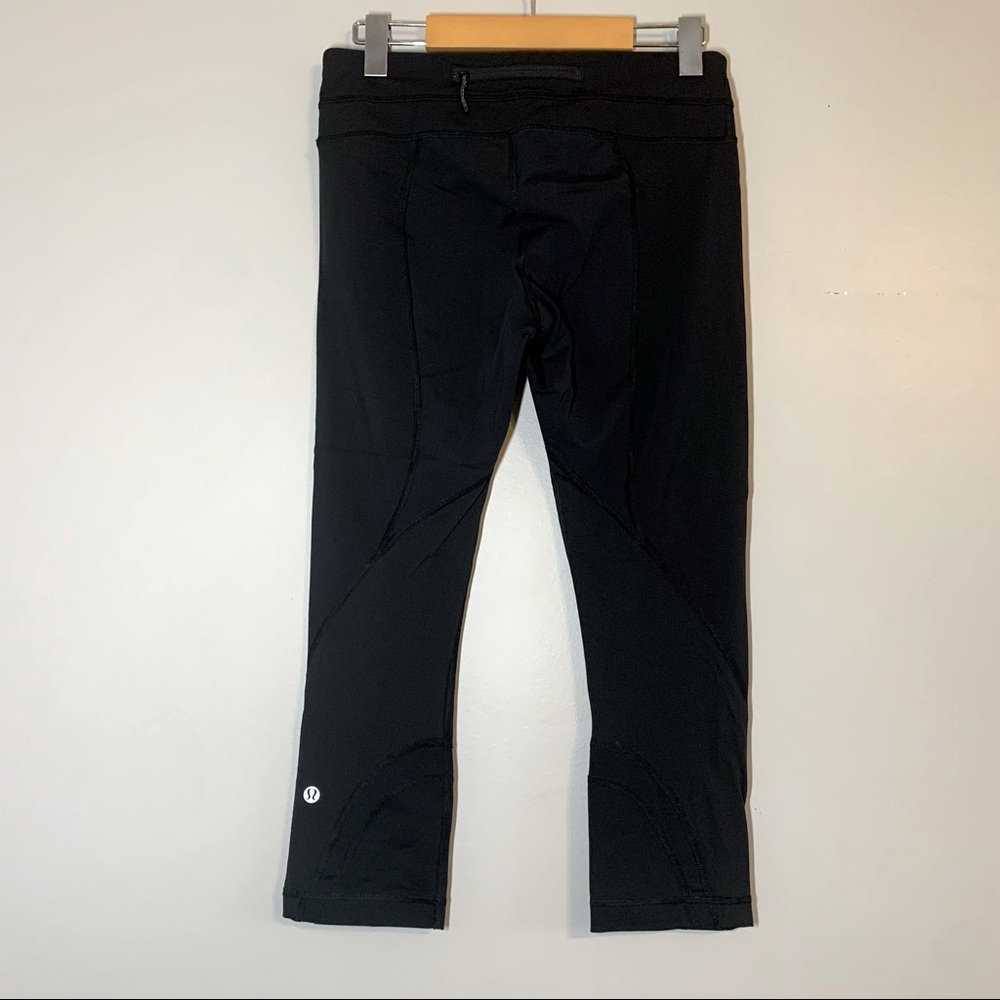 Sz. 6 Lululemon black crop leggings